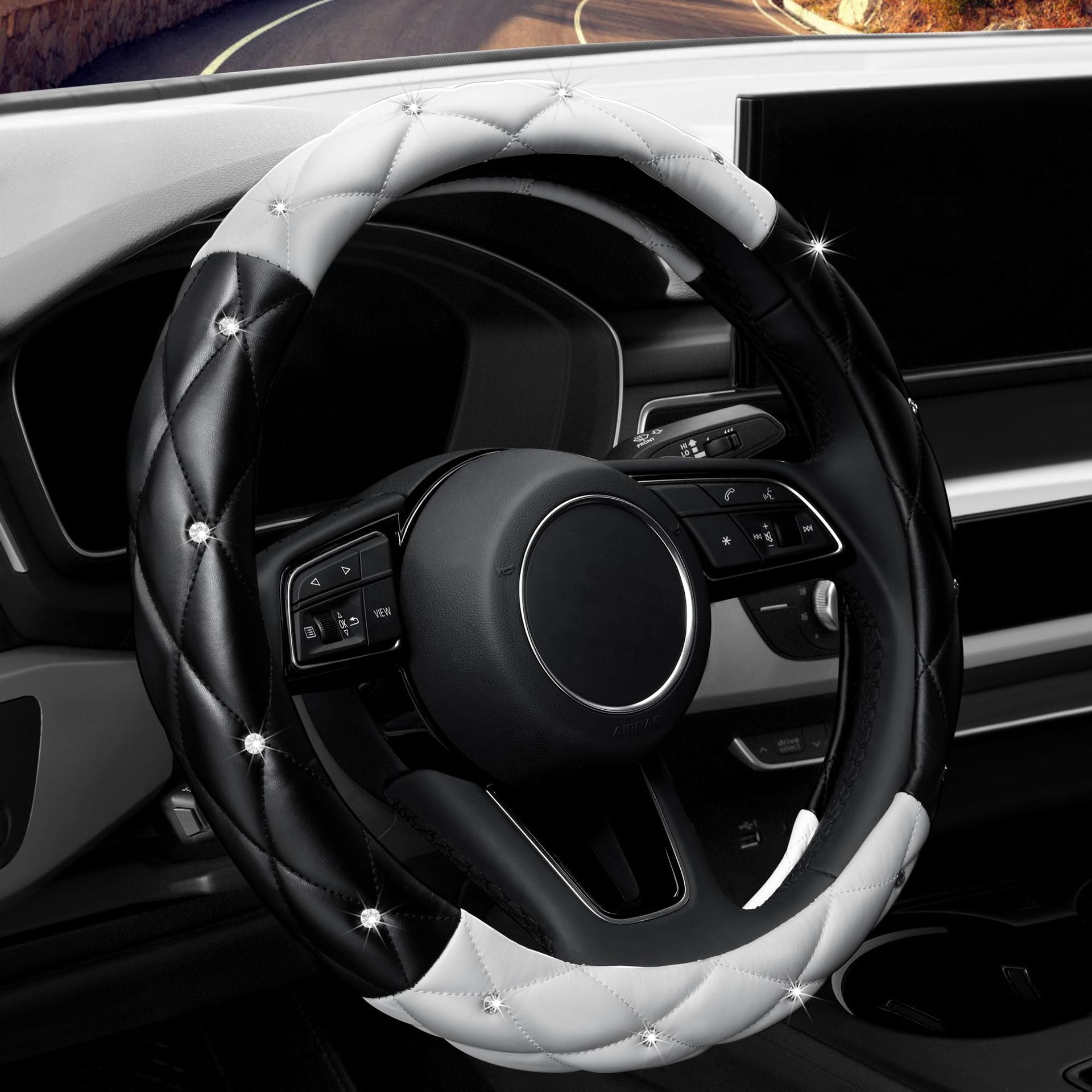 Car Steering Wheel Cover Rhinestone Steering Wheel Cover Four-Season Universal Diamond Soft Leather Non-Slip Steering Wheel Cover with Shiny