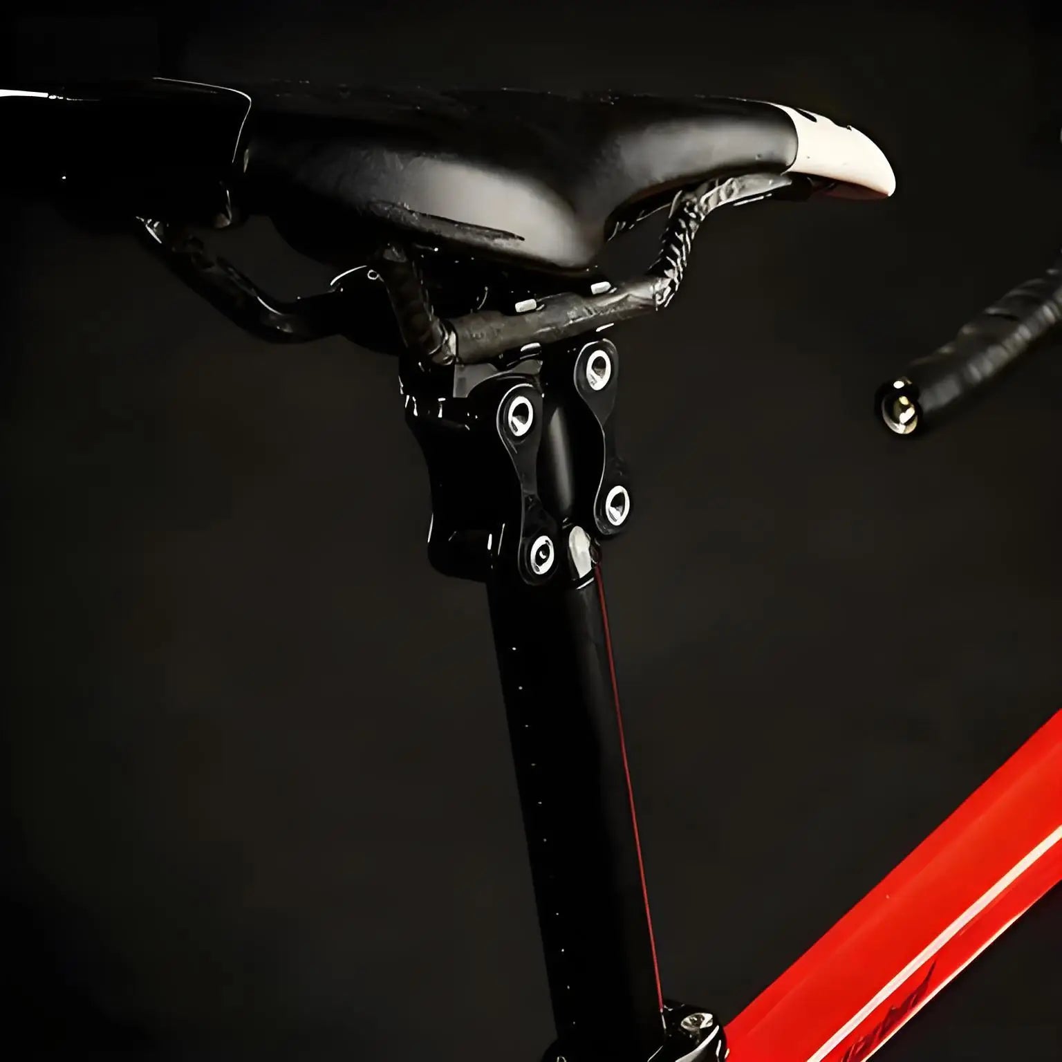 Suspension Seatpost for Bicycles, Shock-Absorber Bike Seat Post for Road, Gravel, Hybrid, and E-Bikes