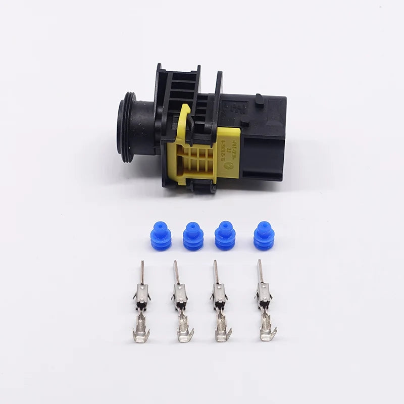 XG7046Y-3.5-11/21 Tyco Amp 4 Pin Female Waterproof Automotive Electric Connector 1-1418390-1